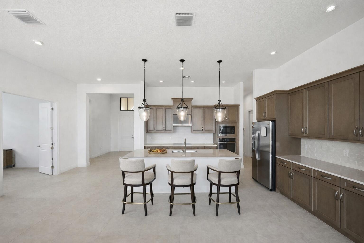 8572 SW Felicita Way