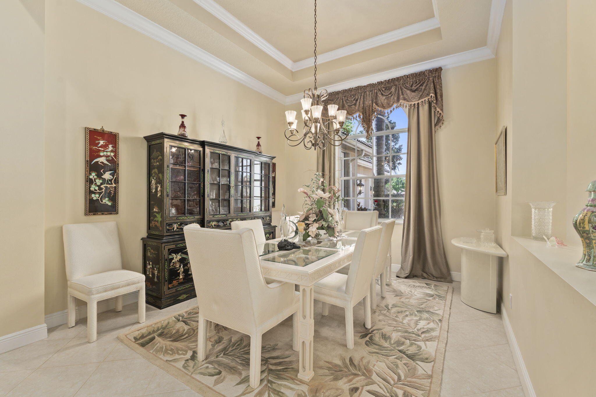 LAURELS - Residential