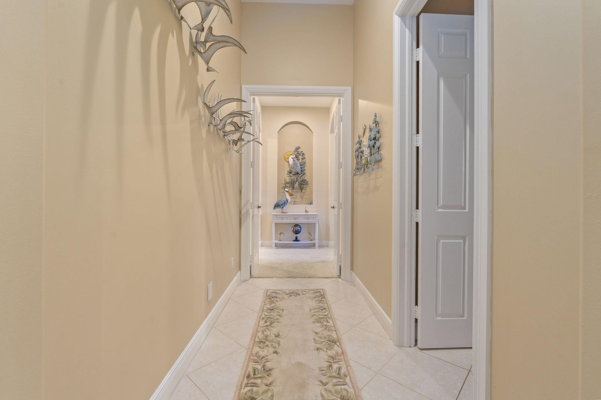 LAURELS - Residential