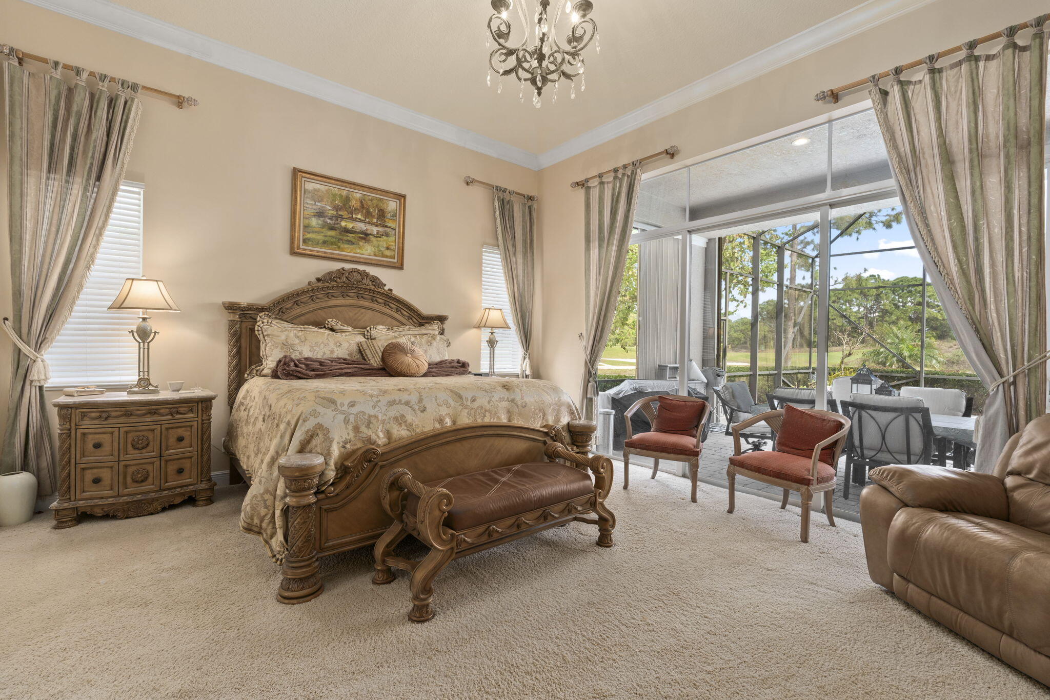 LAURELS - Residential