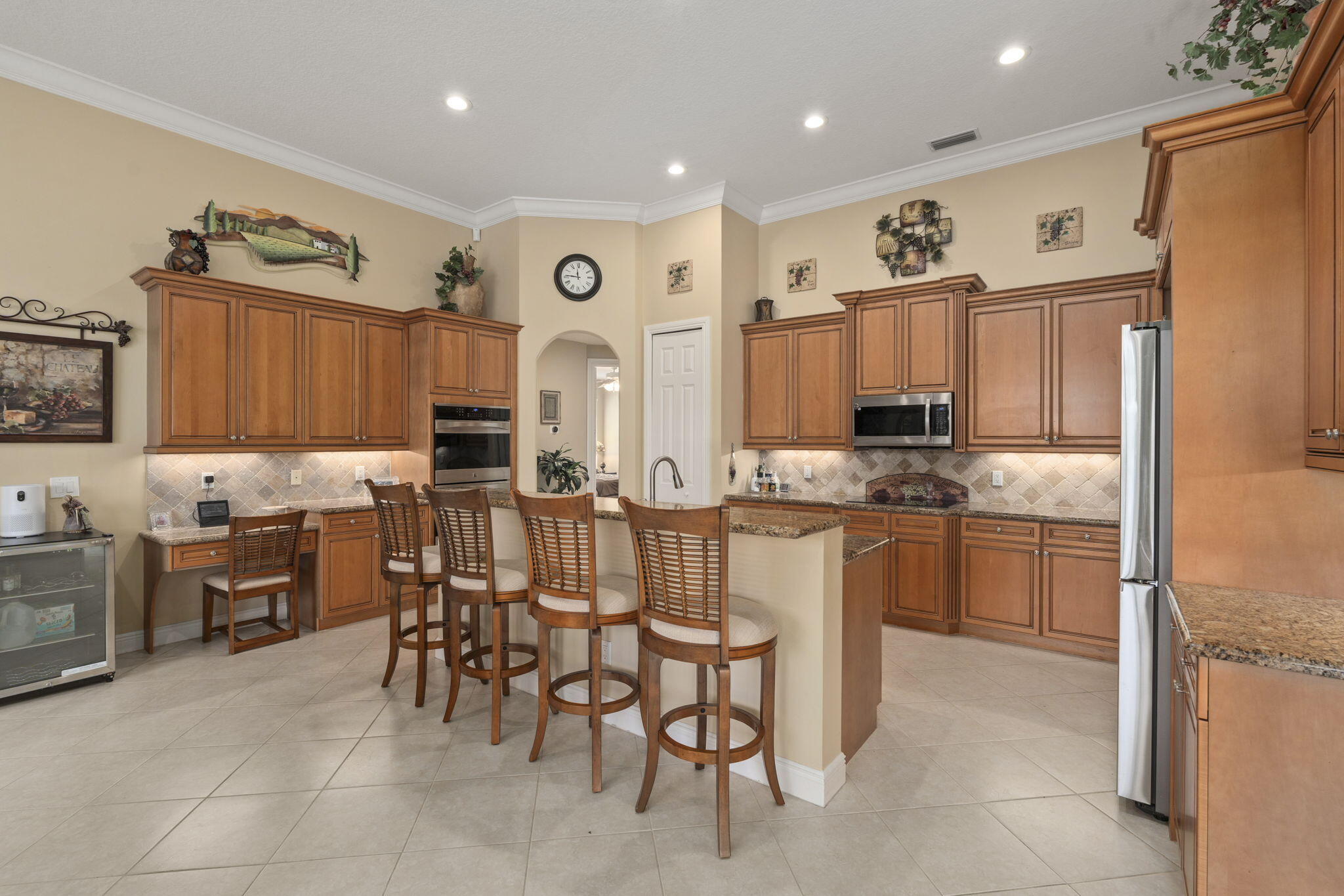 LAURELS - Residential