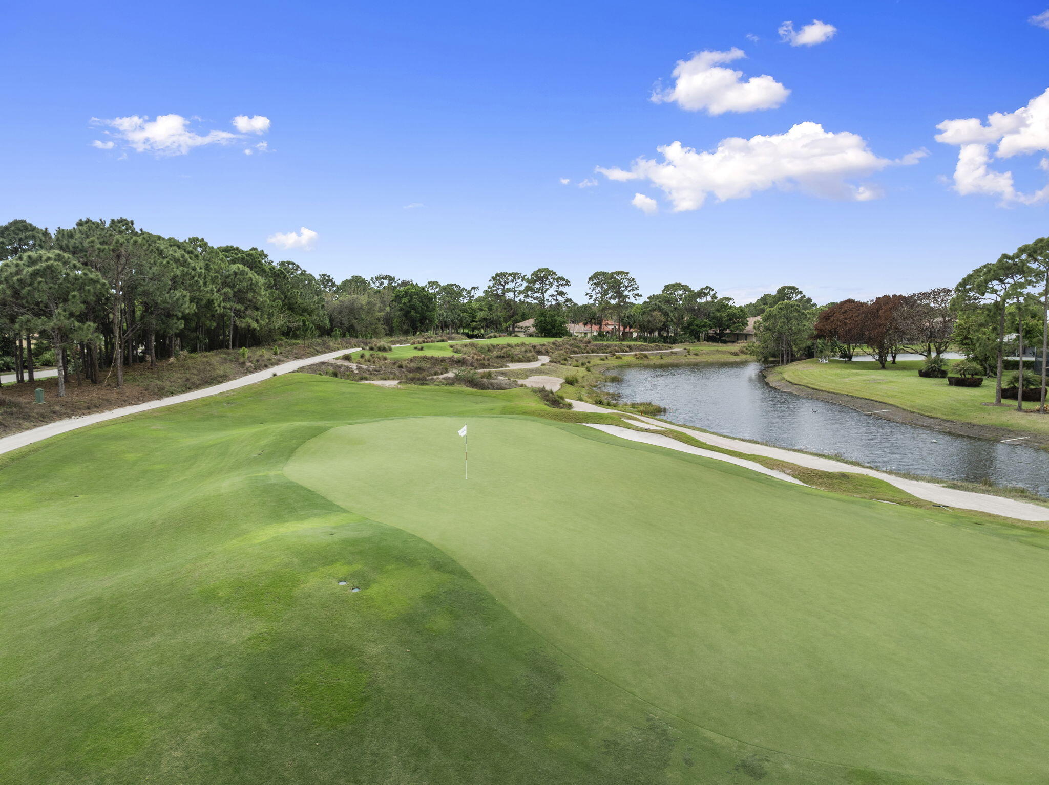 LAURELS - Residential