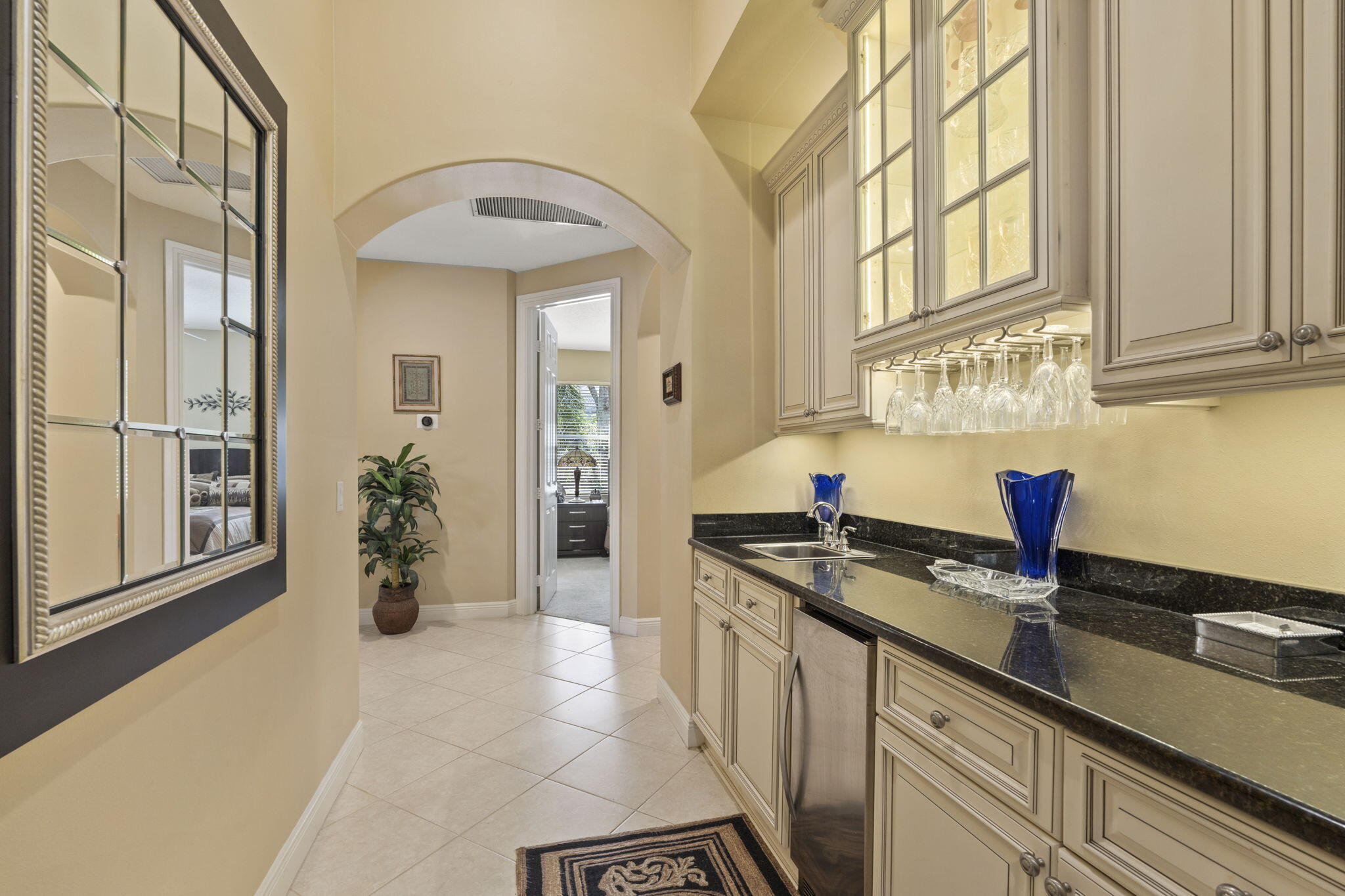 LAURELS - Residential