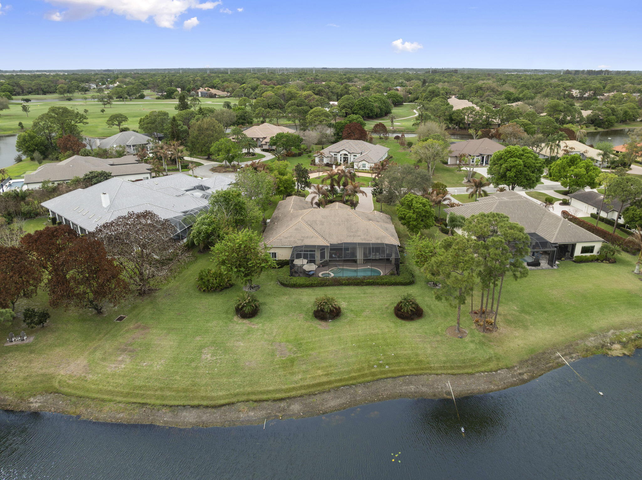 LAURELS - Residential