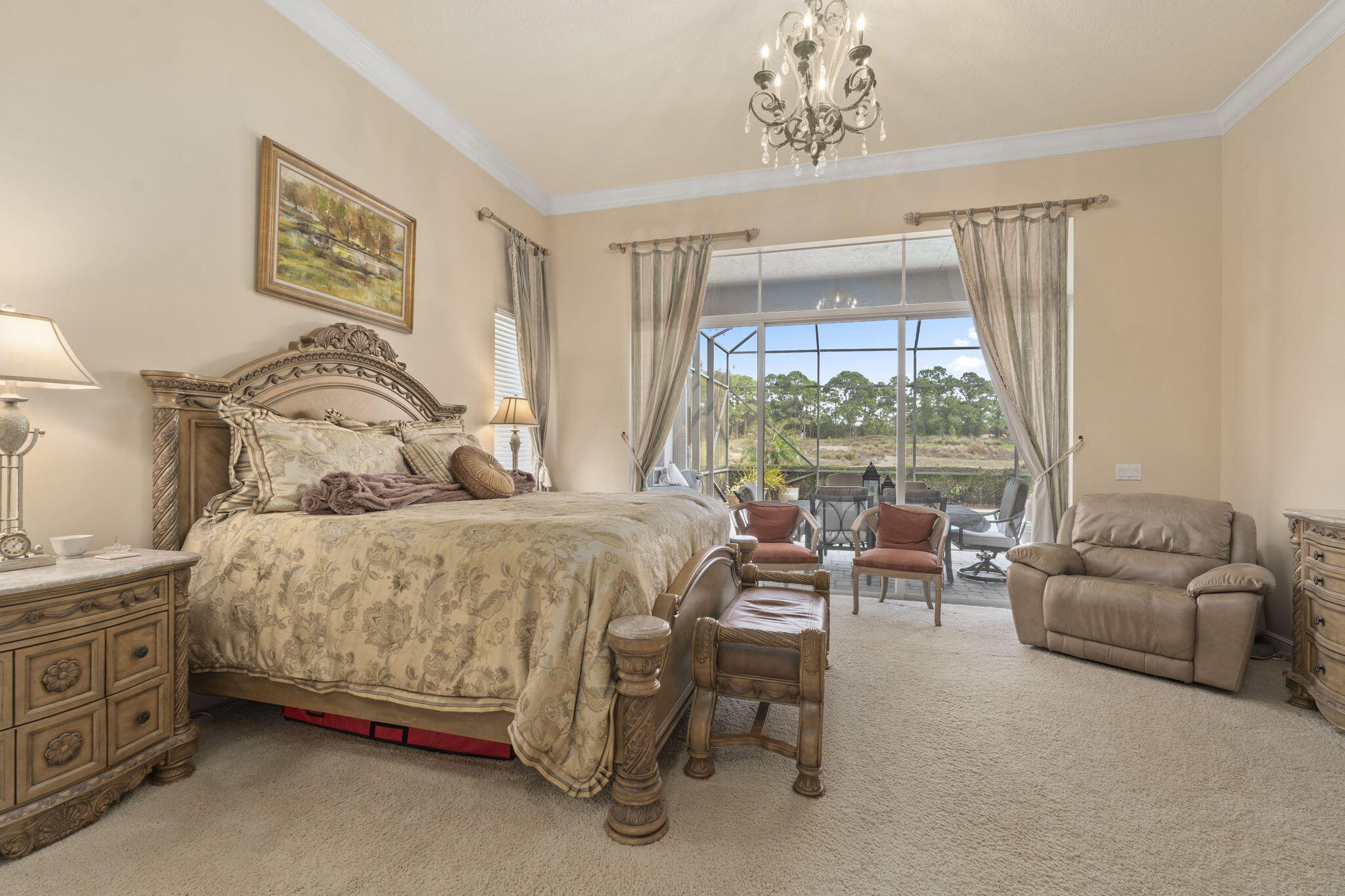 LAURELS - Residential