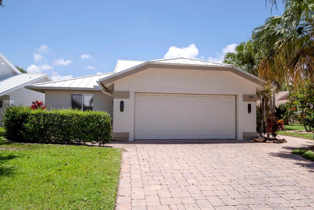 Photo of 116 Dunes Edge Road, Jupiter, FL 33477 (MLS # R11101124)