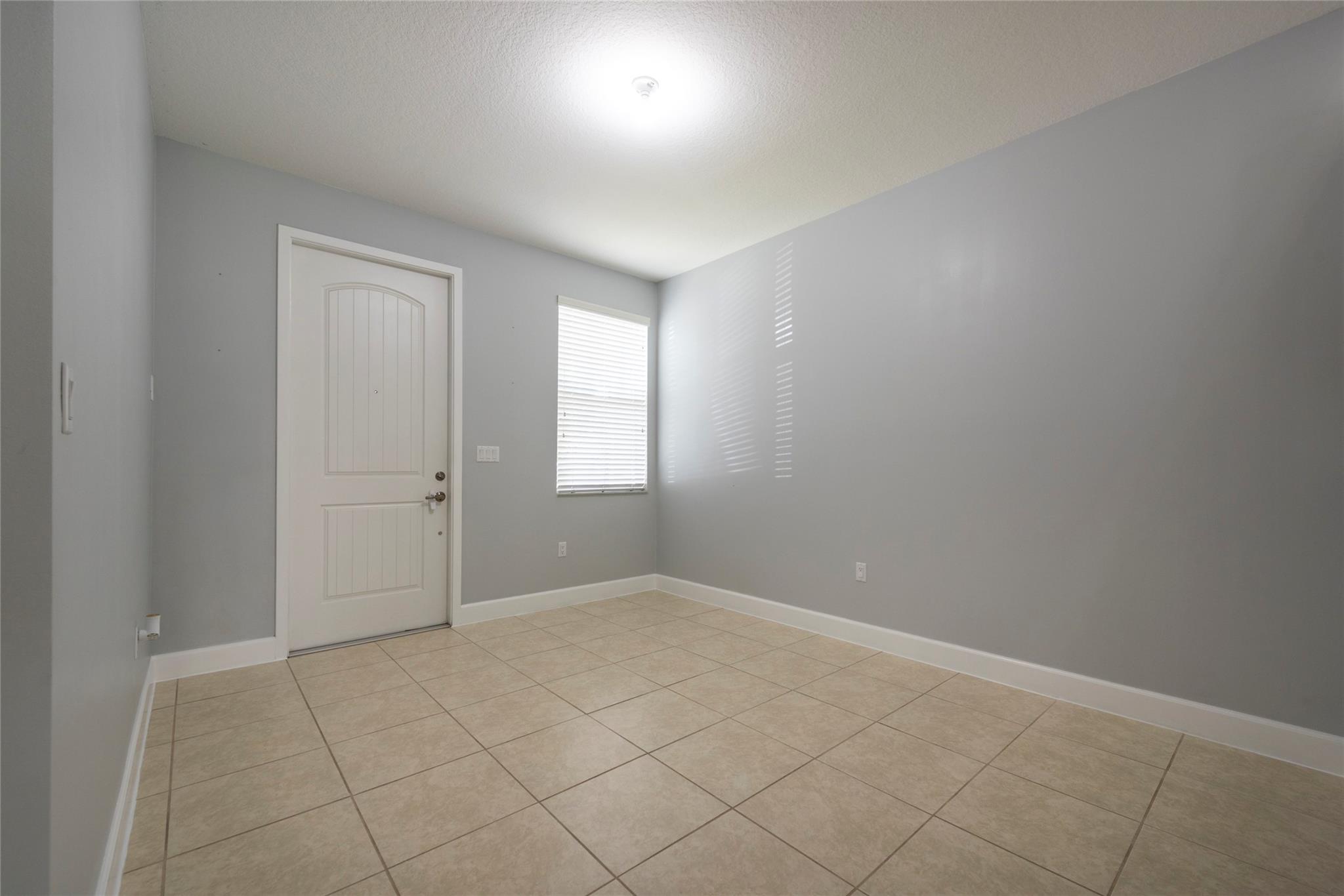 4731 NW 48th Ter