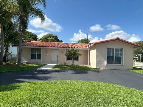 5524 Cleveland St Hollywood FL 33021