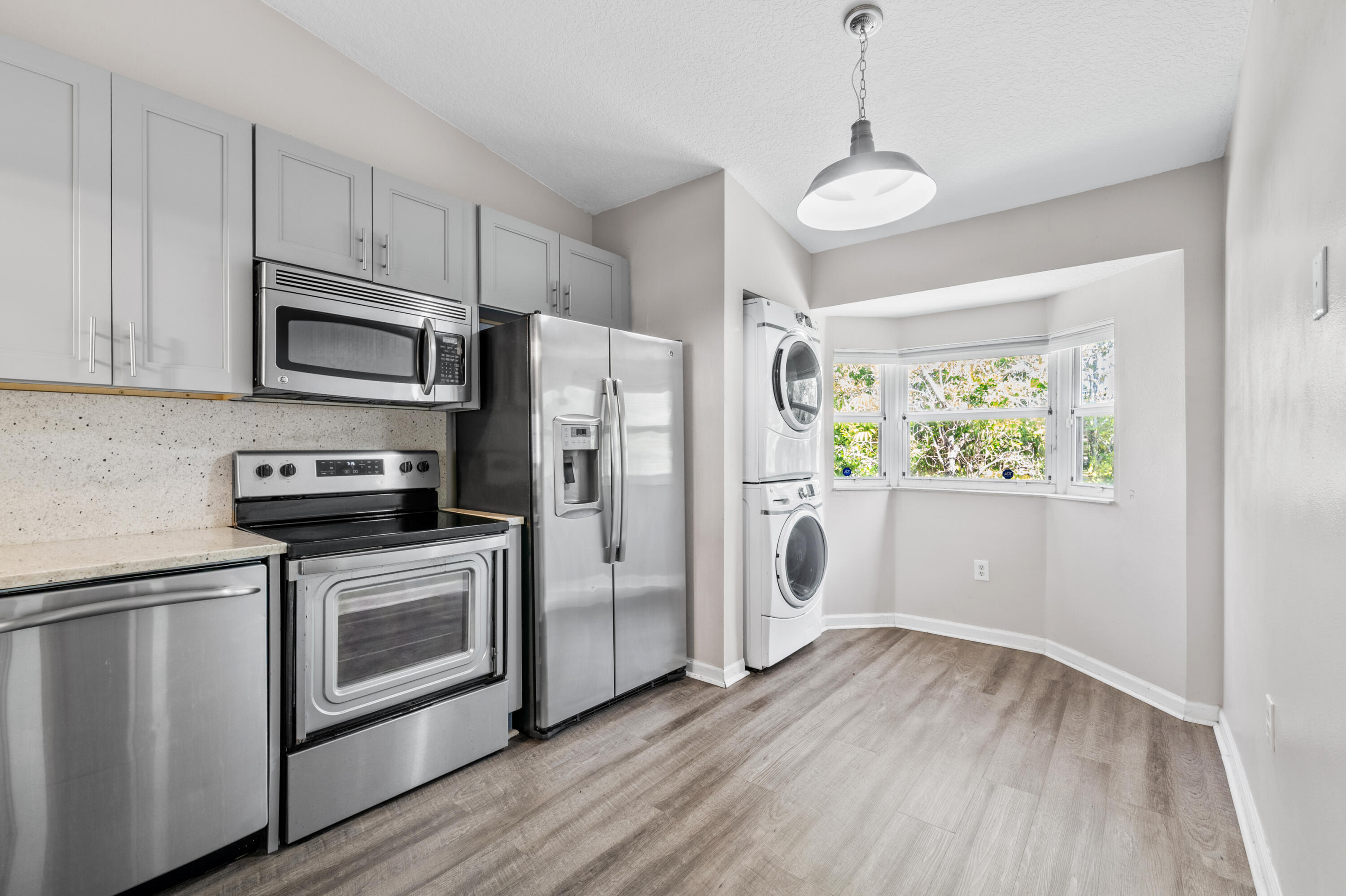 COVE AT BRIAR BAY CONDO - Residential