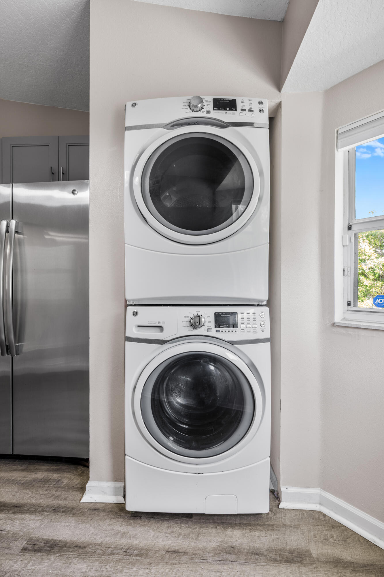 COVE AT BRIAR BAY CONDO - Residential