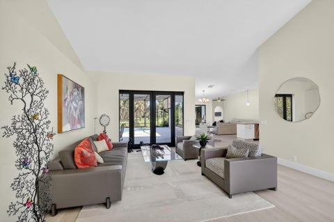Tiny photo for 13399 Doubletree Circle, Wellington, FL 33414 (MLS # B26034300)