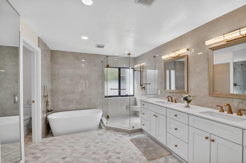 Tiny photo for 13399 Doubletree Circle, Wellington, FL 33414 (MLS # B26034300)