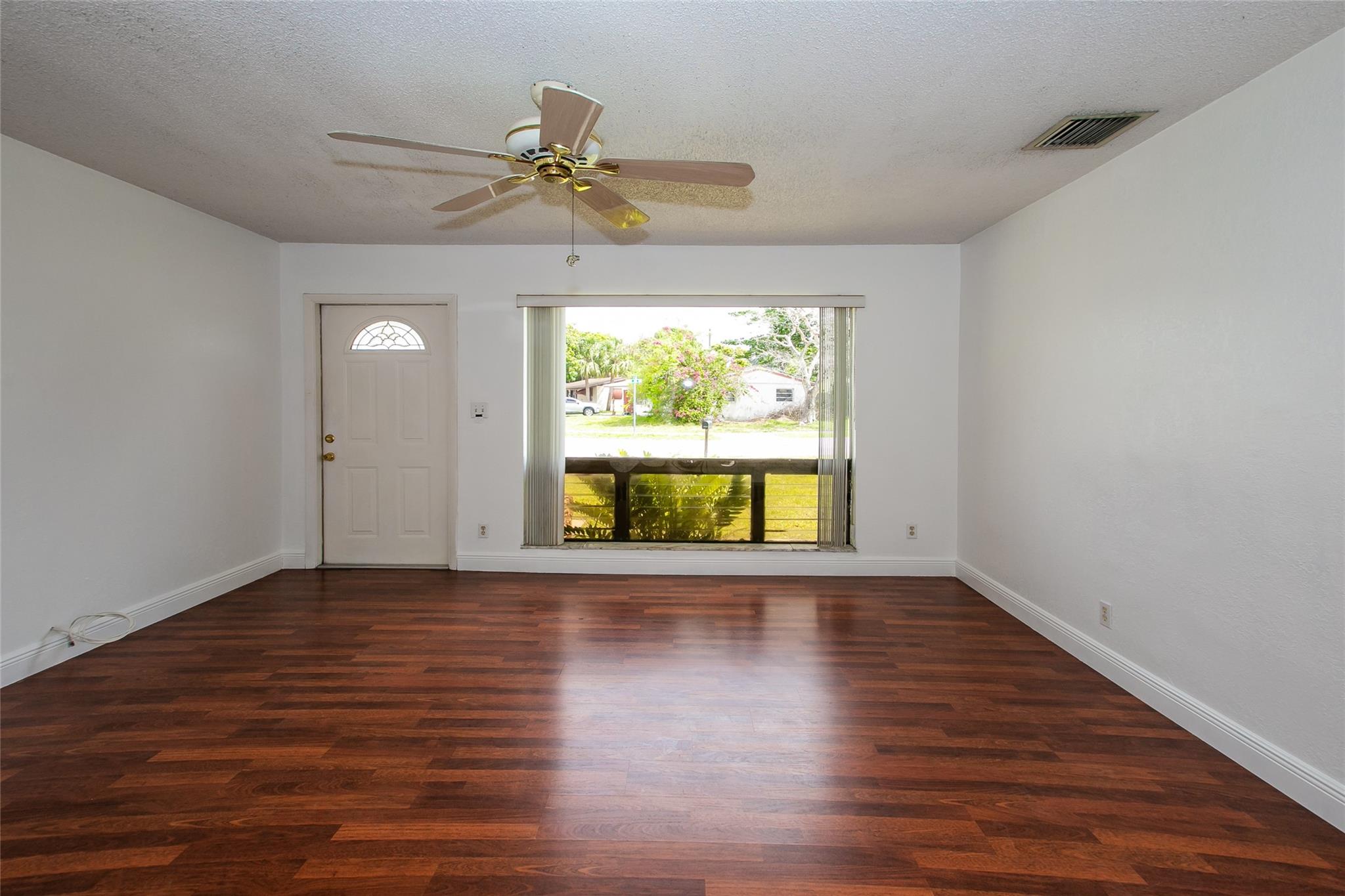 4400 SW 24th St