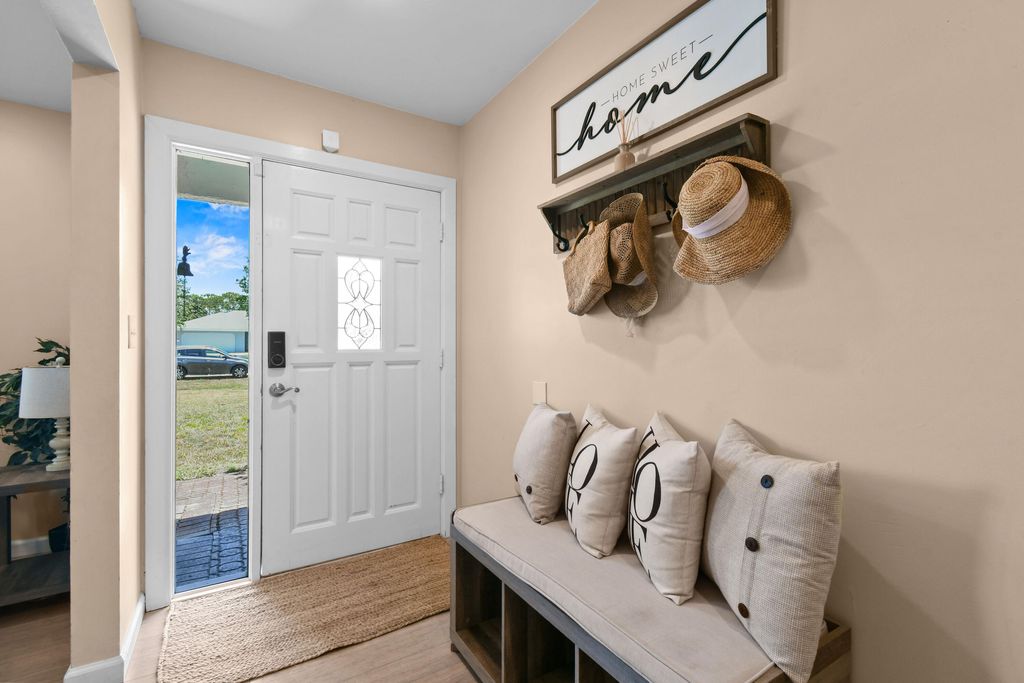 Photo of 15739 N 75th Way N, Palm Beach Gardens, FL 33418 (MLS # R11088451)