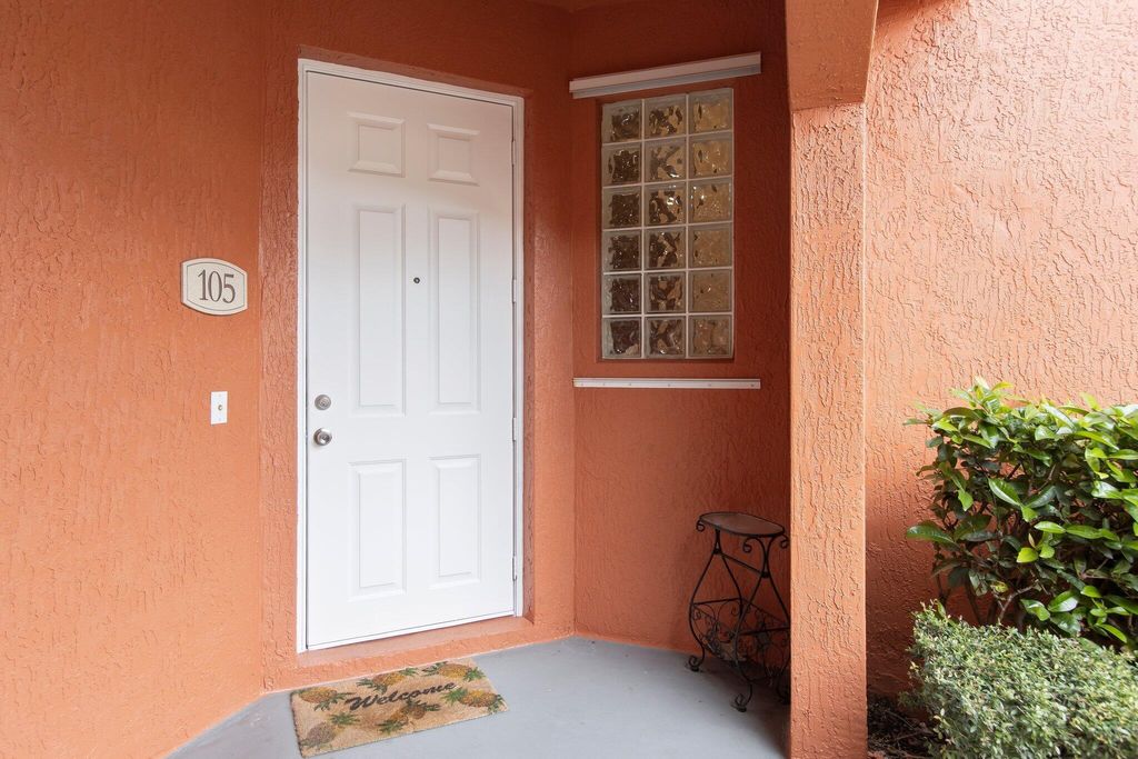 Photo of 45 SE Sedona Circle #105, Stuart, FL 34994 (MLS # R10995794)