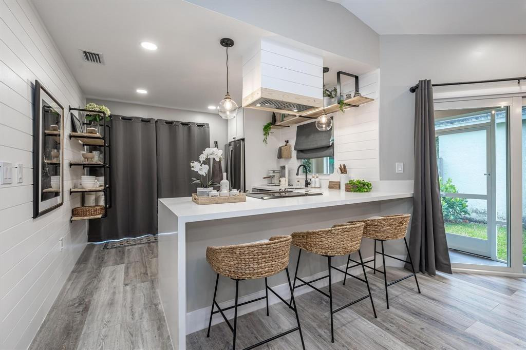 Apple Creek 133-8 B - Residential Lease