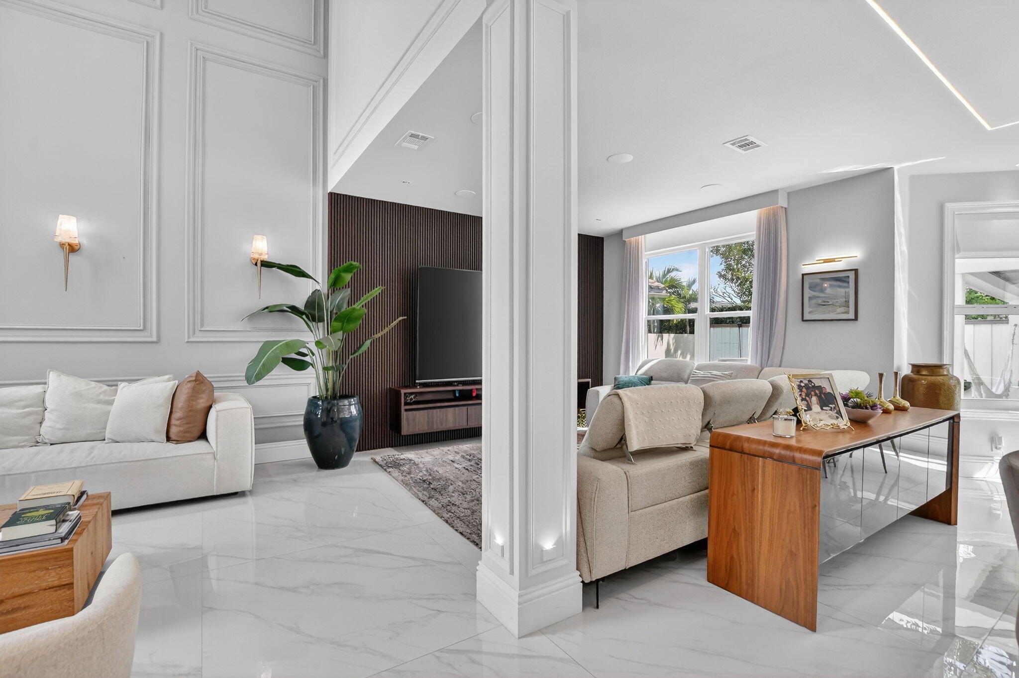 HARBOUR SPRINGS AT MISSION BAY - Residential