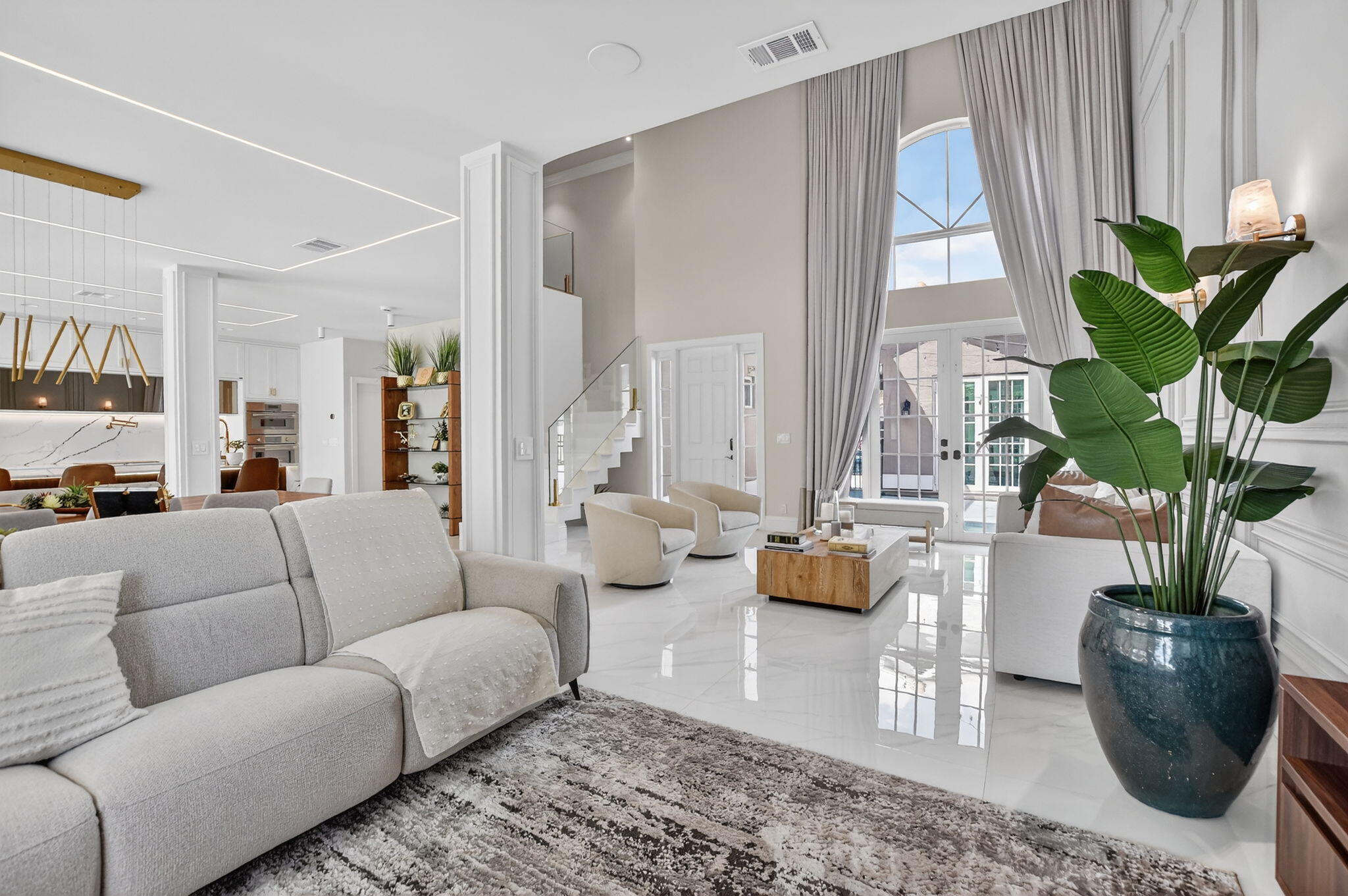 HARBOUR SPRINGS AT MISSION BAY - Residential