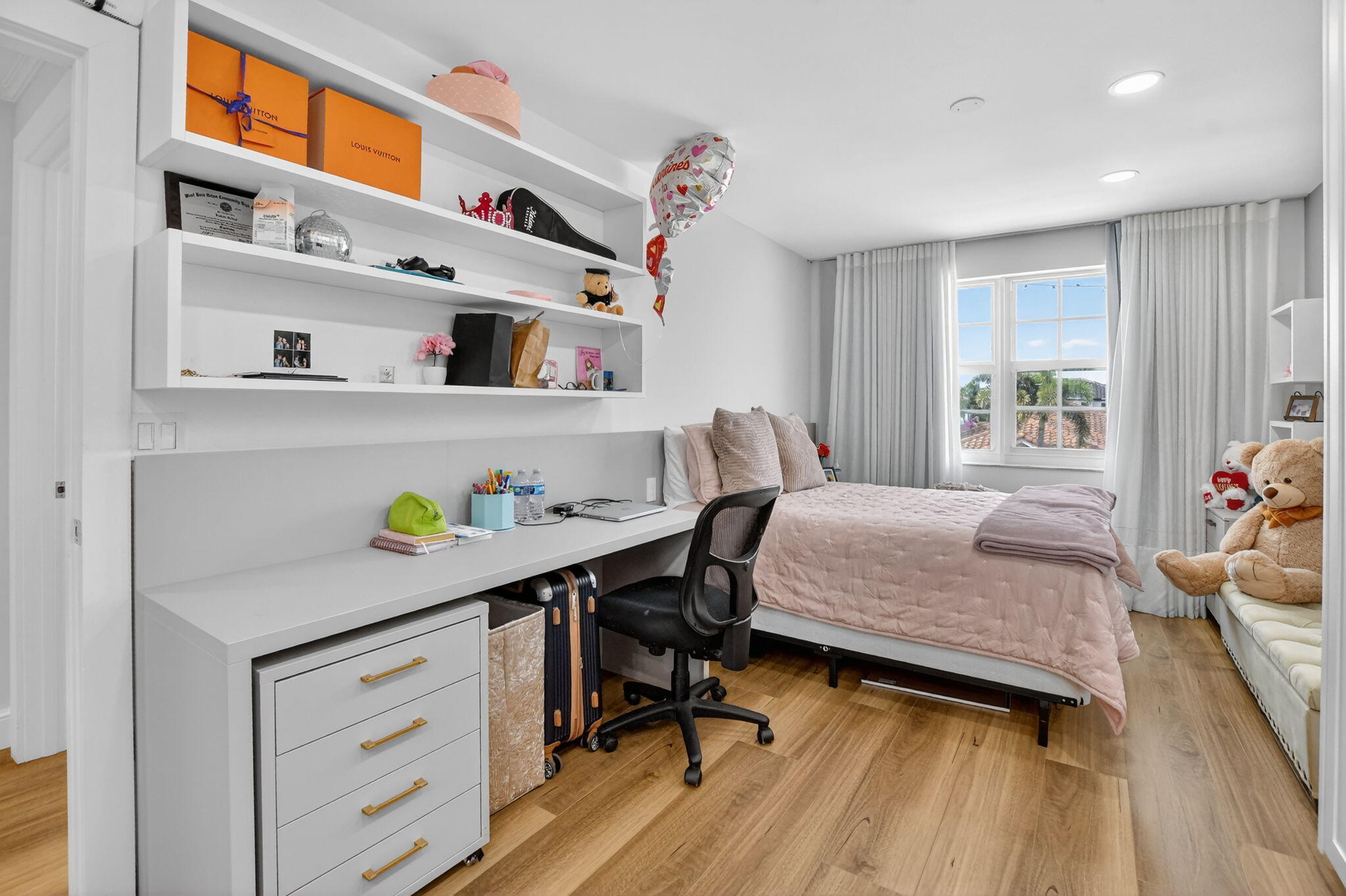 HARBOUR SPRINGS AT MISSION BAY - Residential