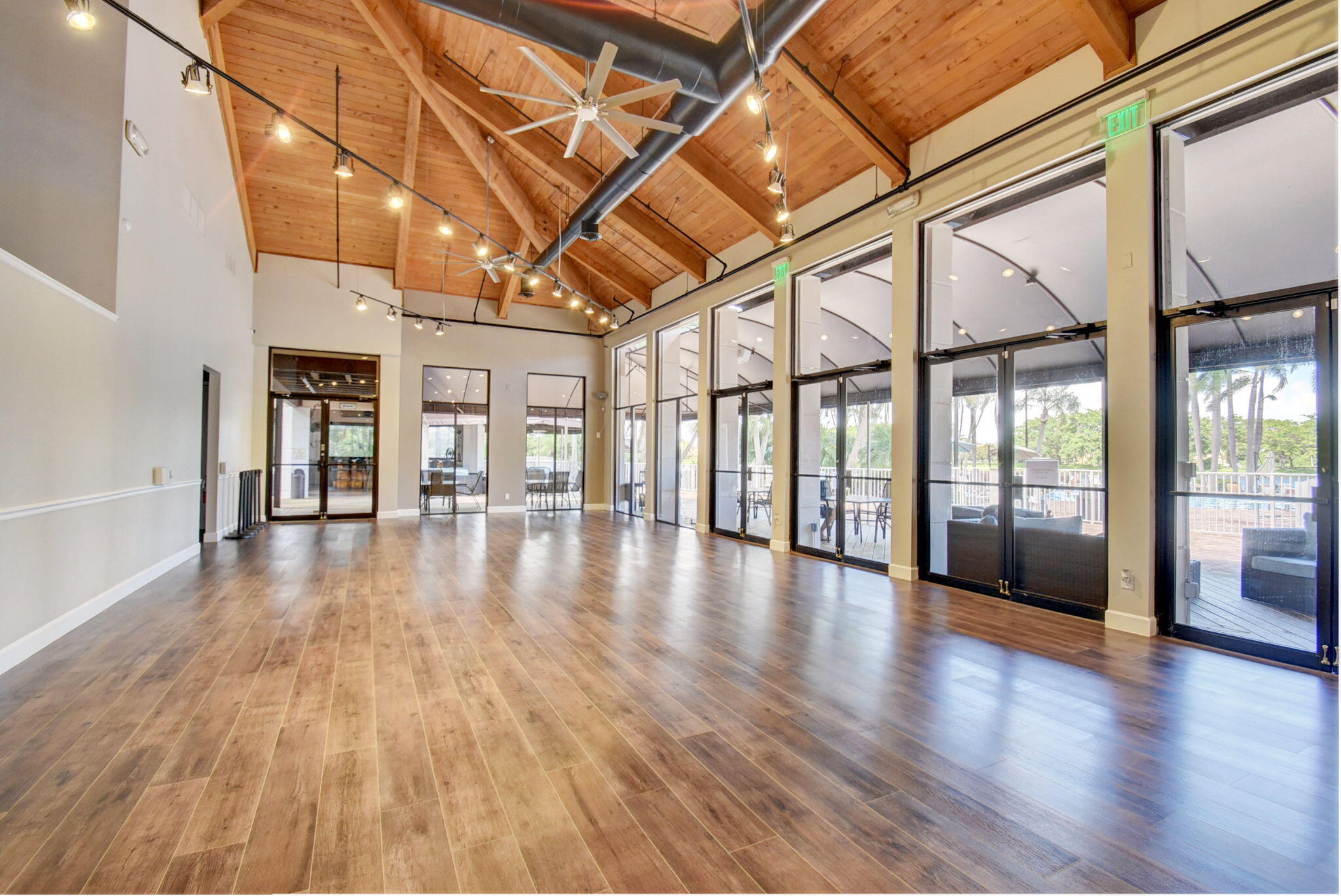 HARBOUR SPRINGS AT MISSION BAY - Residential