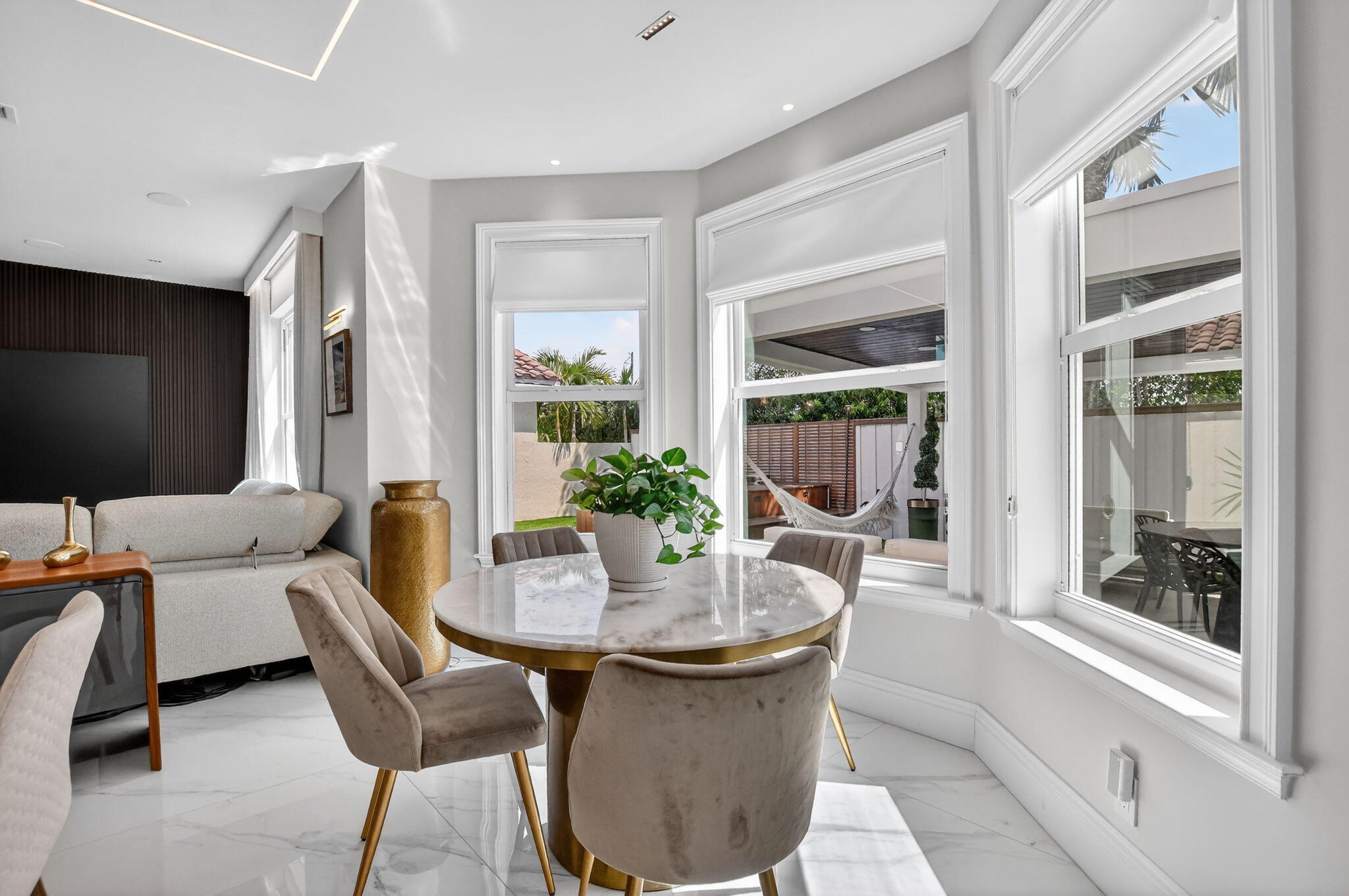 HARBOUR SPRINGS AT MISSION BAY - Residential