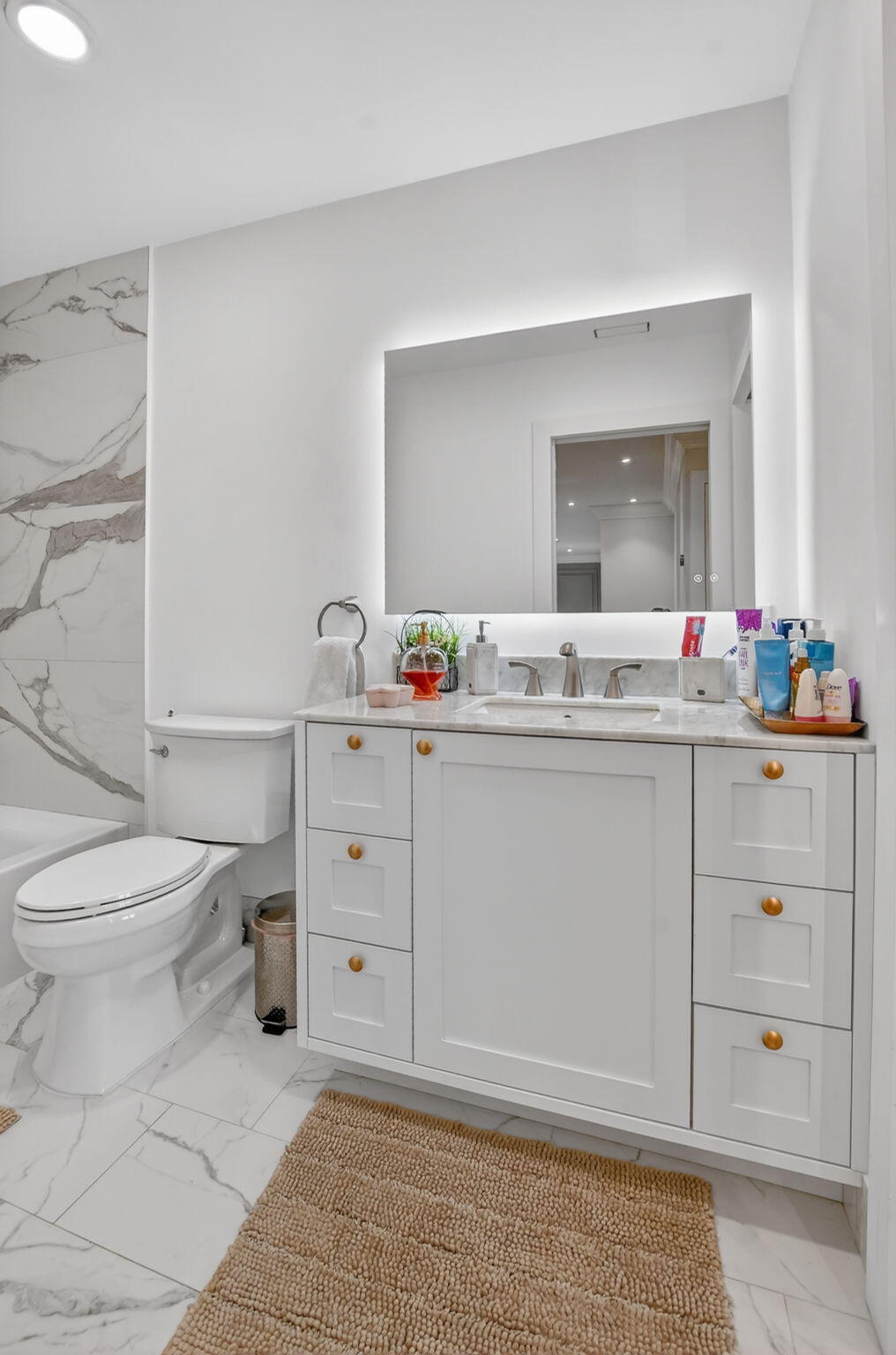 HARBOUR SPRINGS AT MISSION BAY - Residential