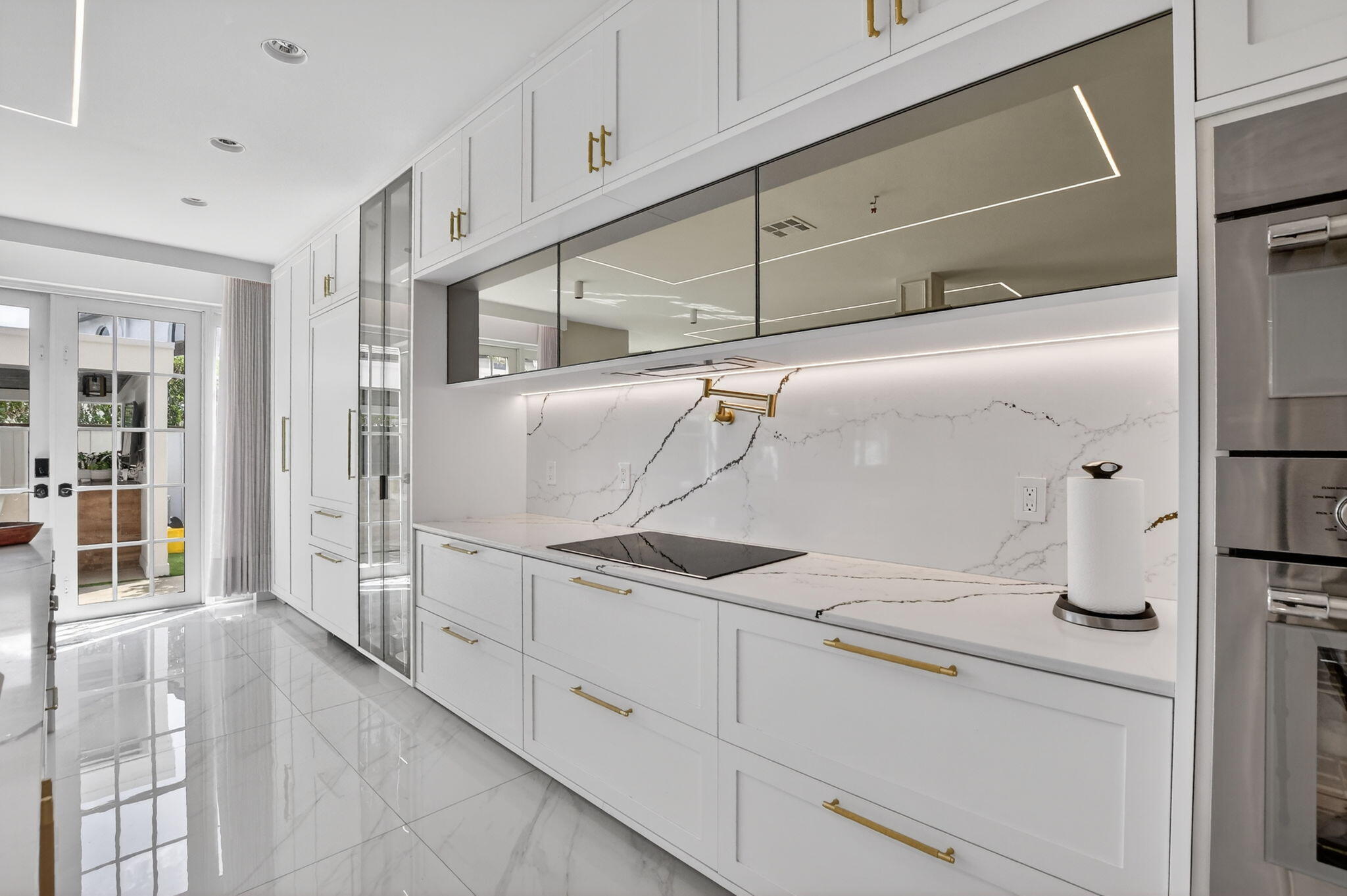 HARBOUR SPRINGS AT MISSION BAY - Residential