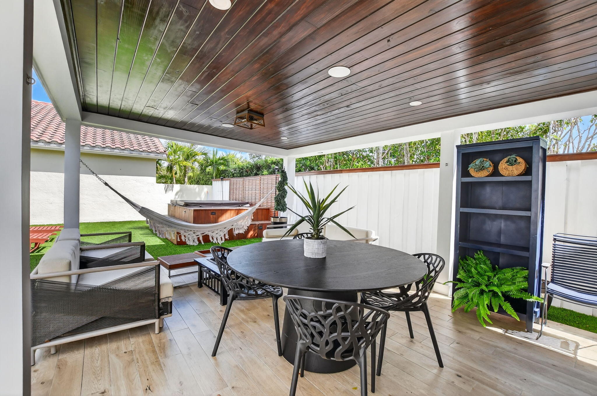 HARBOUR SPRINGS AT MISSION BAY - Residential