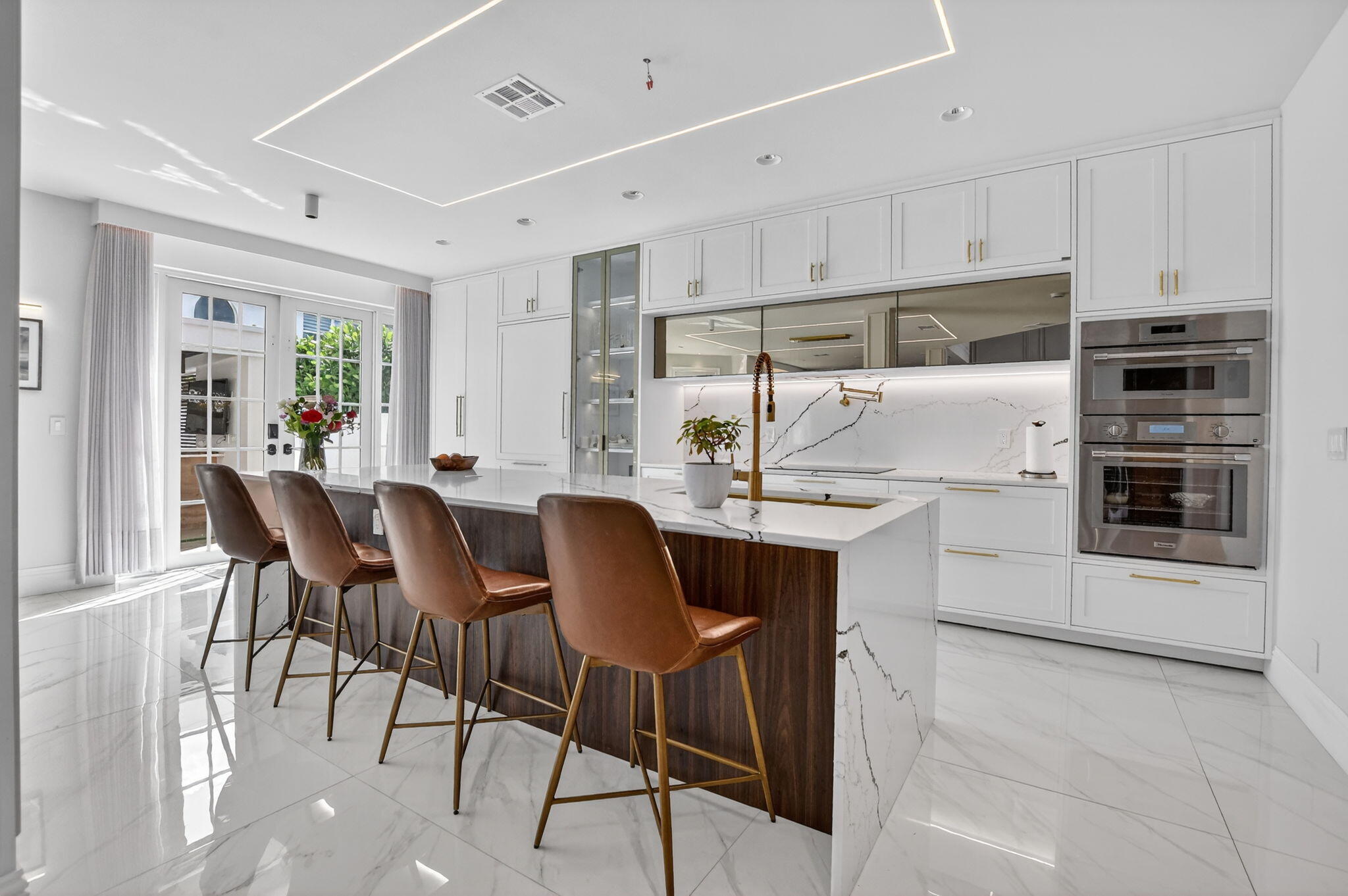 HARBOUR SPRINGS AT MISSION BAY - Residential