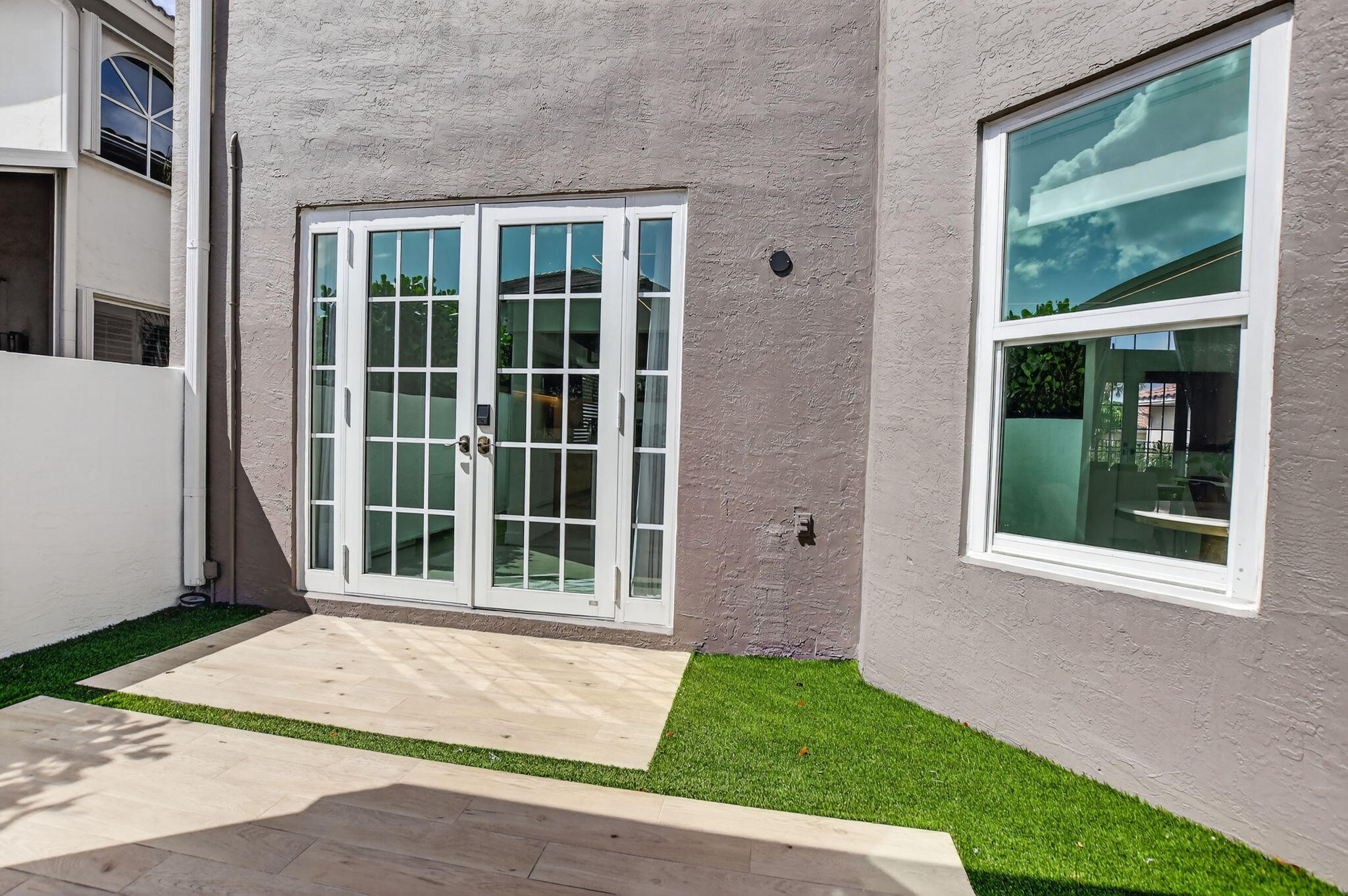 HARBOUR SPRINGS AT MISSION BAY - Residential