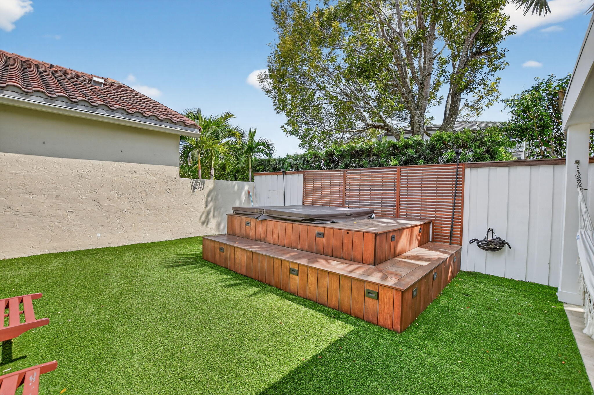 HARBOUR SPRINGS AT MISSION BAY - Residential