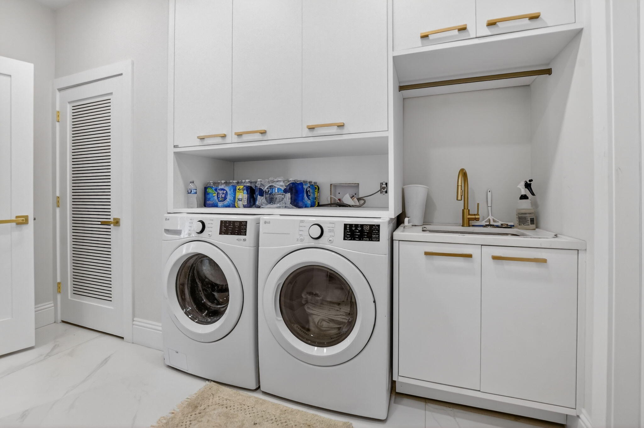 HARBOUR SPRINGS AT MISSION BAY - Residential