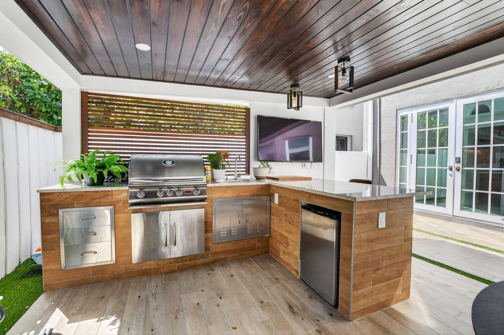 HARBOUR SPRINGS AT MISSION BAY - Residential