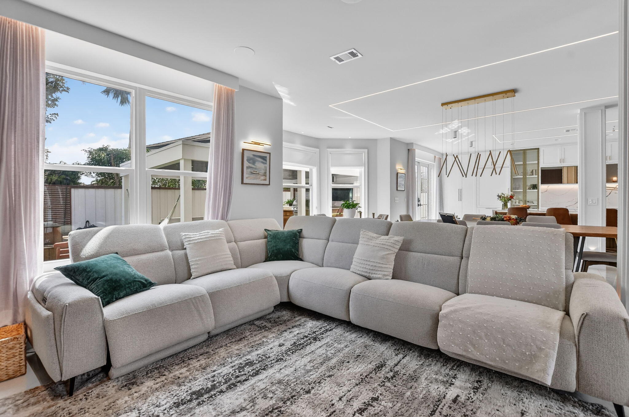 HARBOUR SPRINGS AT MISSION BAY - Residential