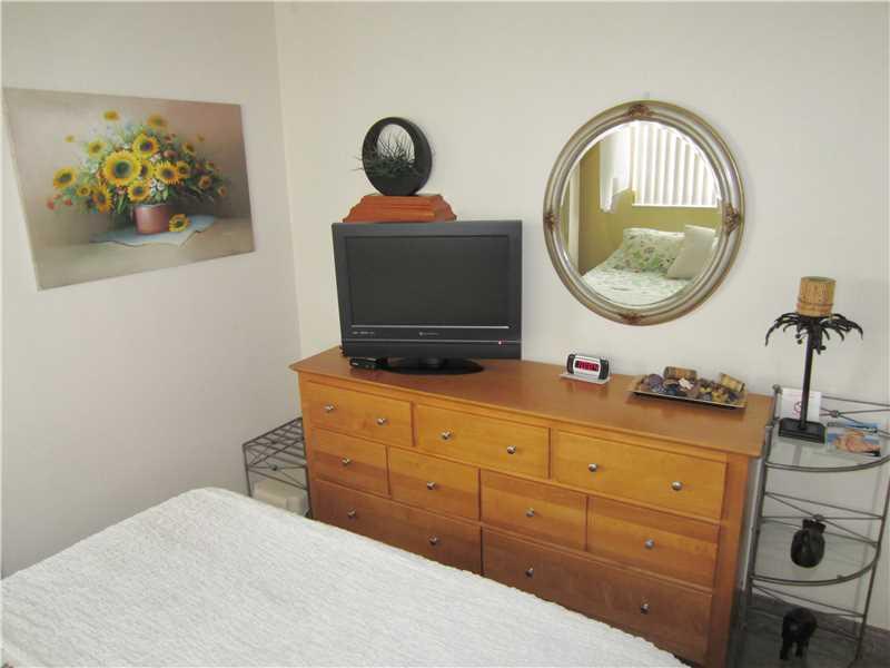 FLORANADA CONDOMINIUMS - Residential