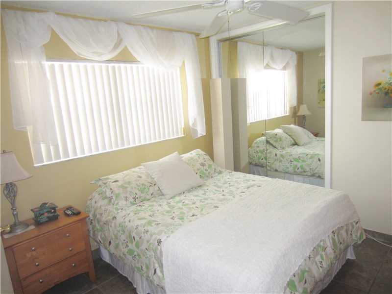 FLORANADA CONDOMINIUMS - Residential