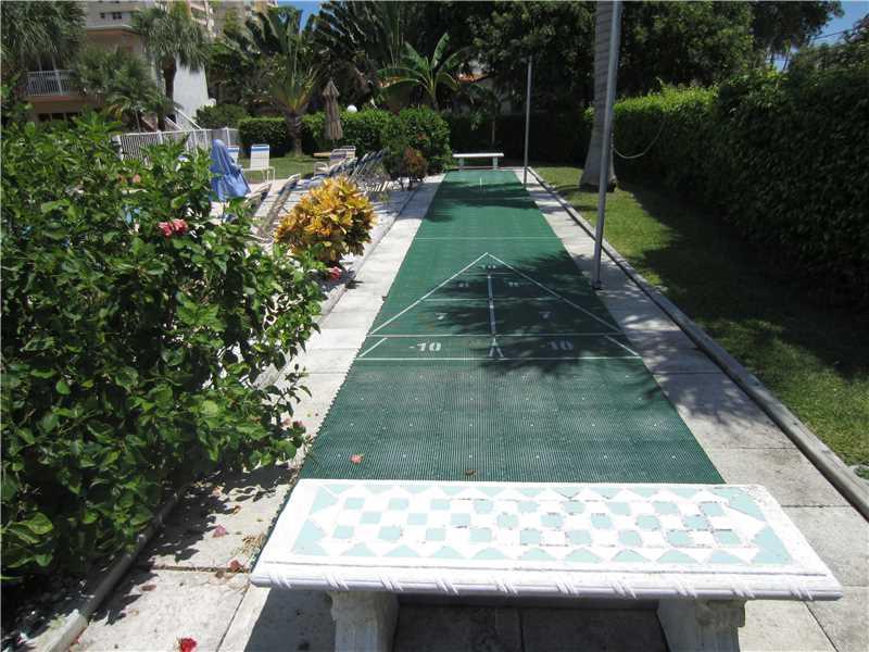 FLORANADA CONDOMINIUMS - Residential