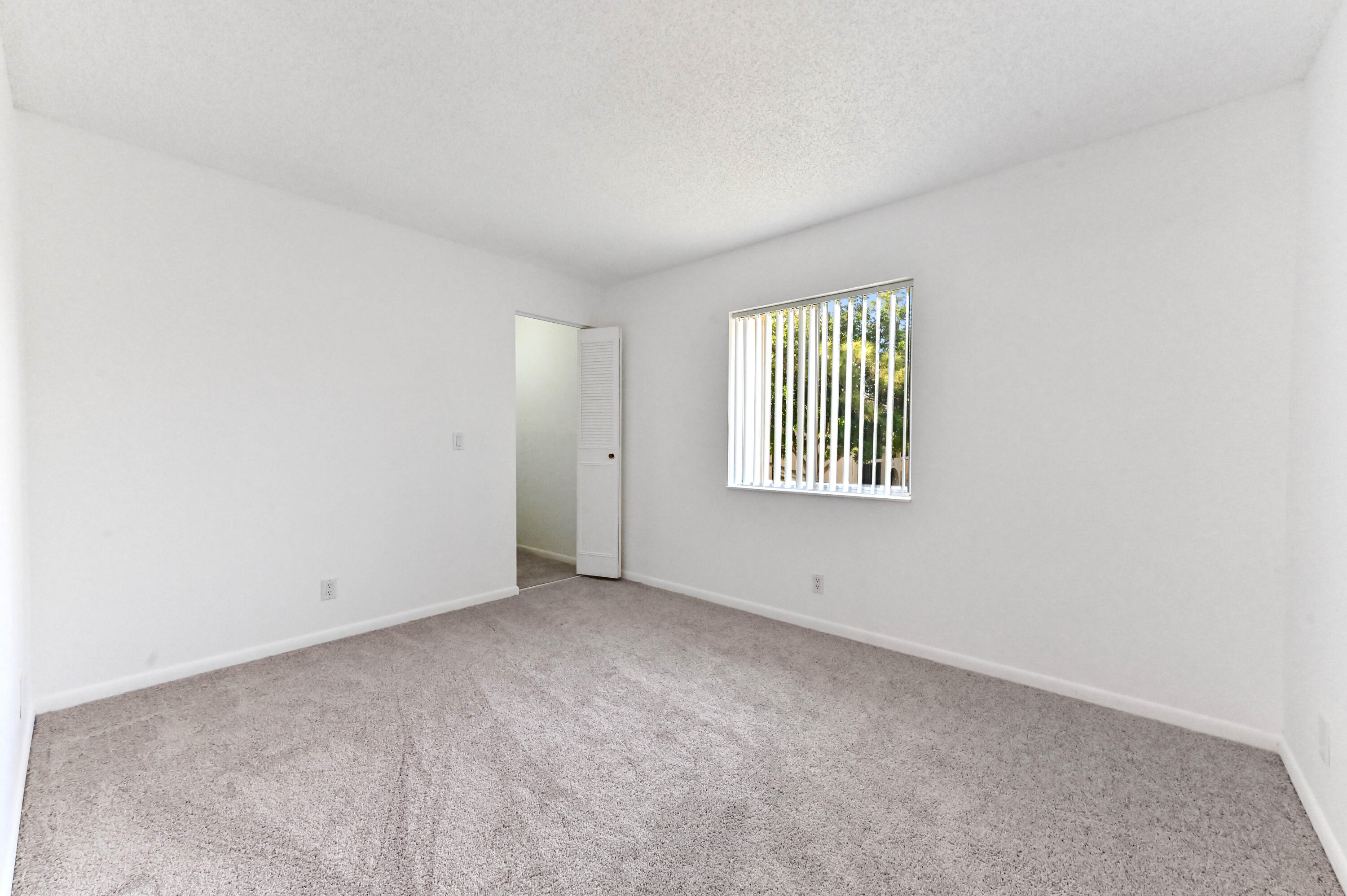 PINE RIDGE SOUTH CONDO - Residential