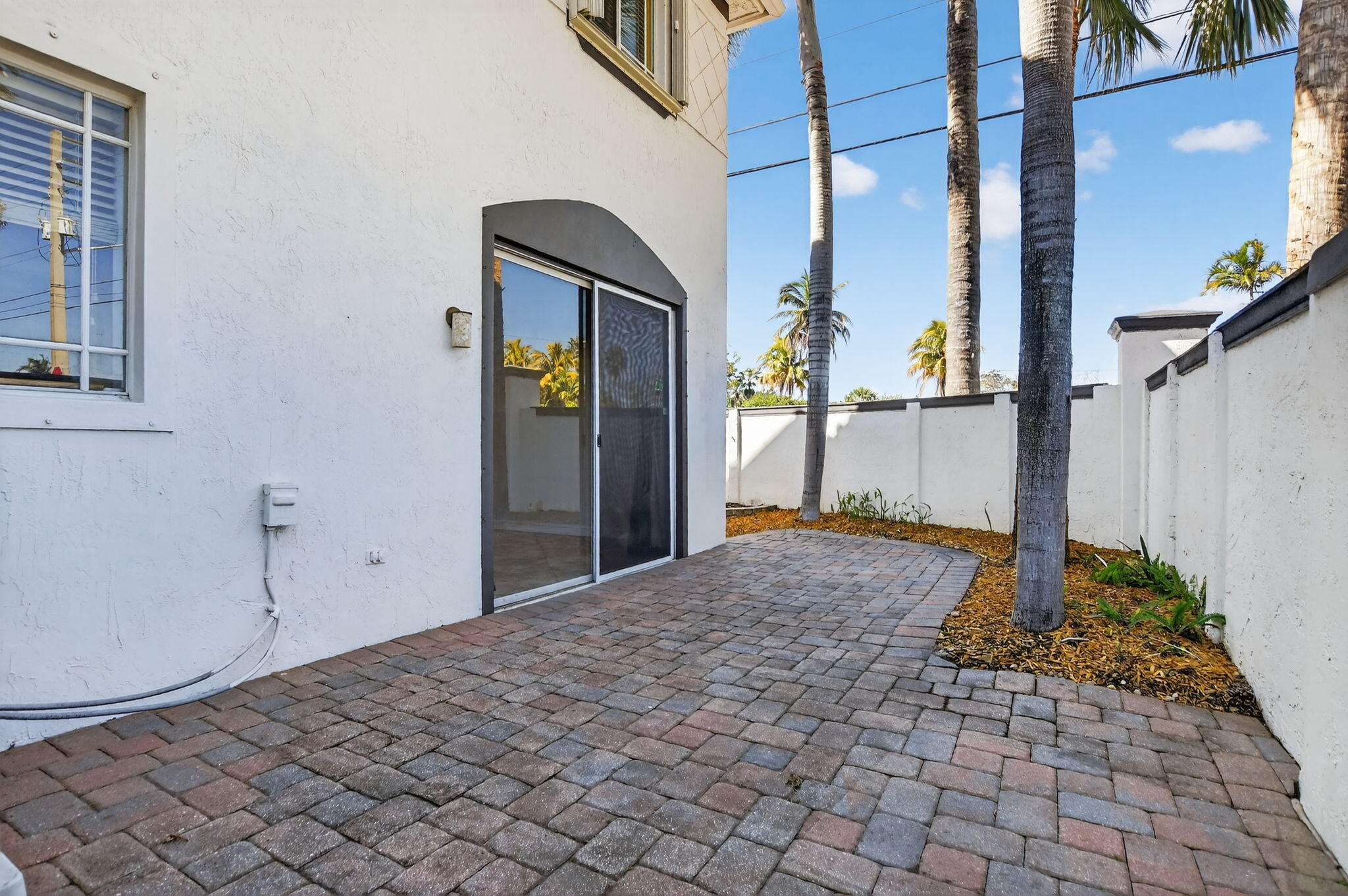 MURANO BAY - Residential