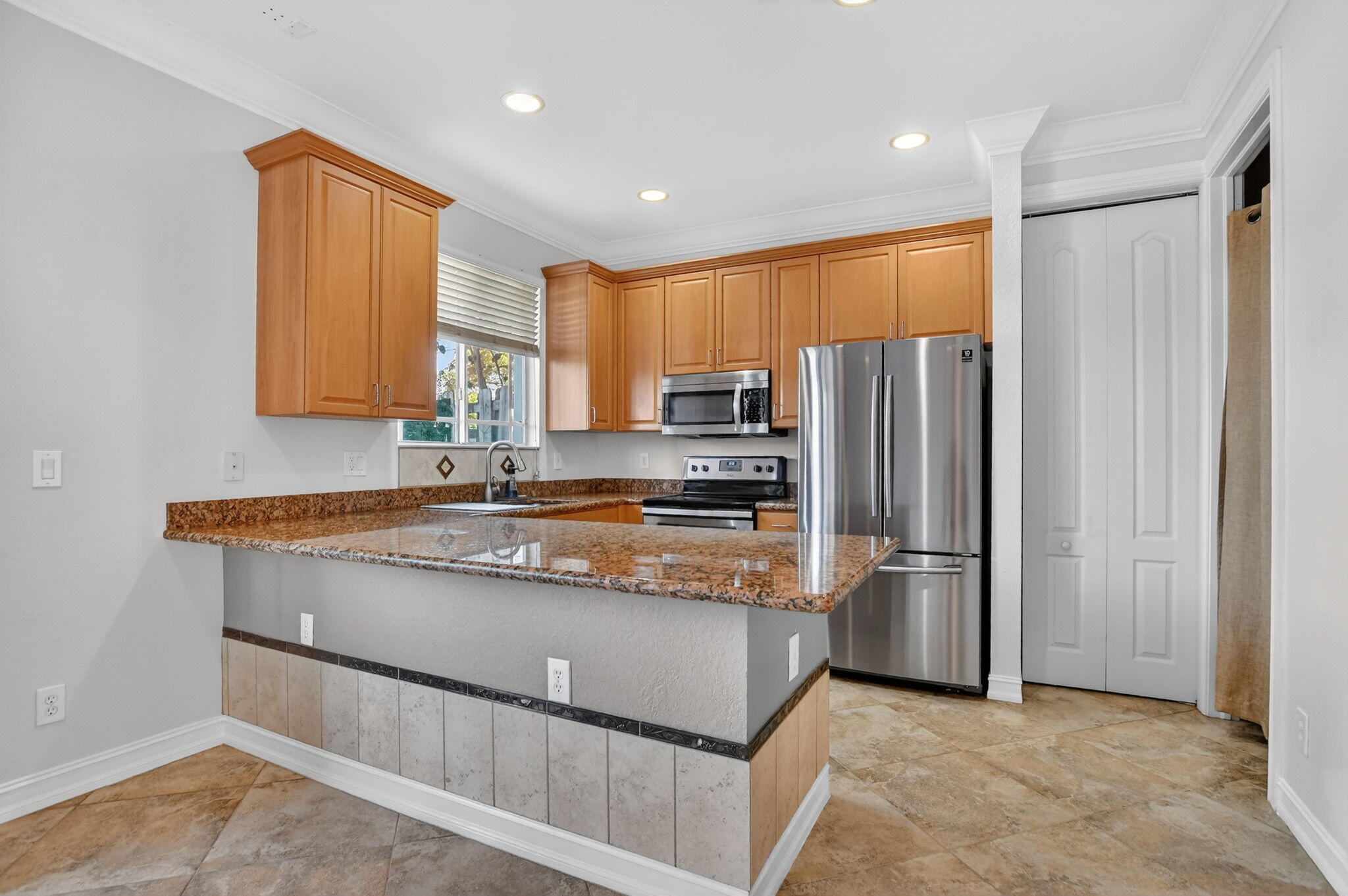 MURANO BAY - Residential