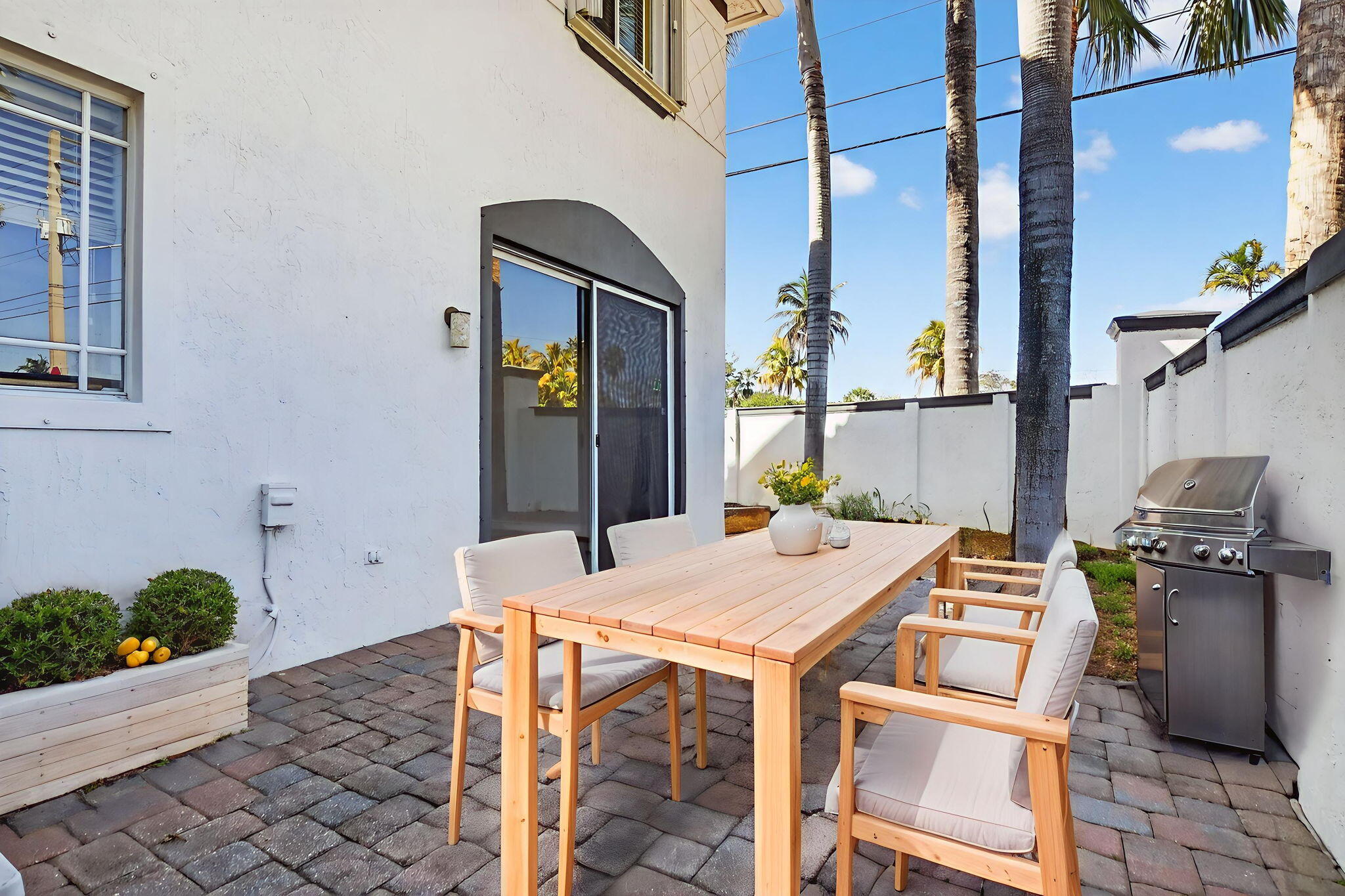 MURANO BAY - Residential