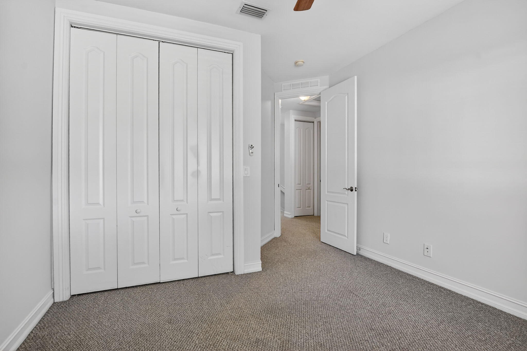 MURANO BAY - Residential