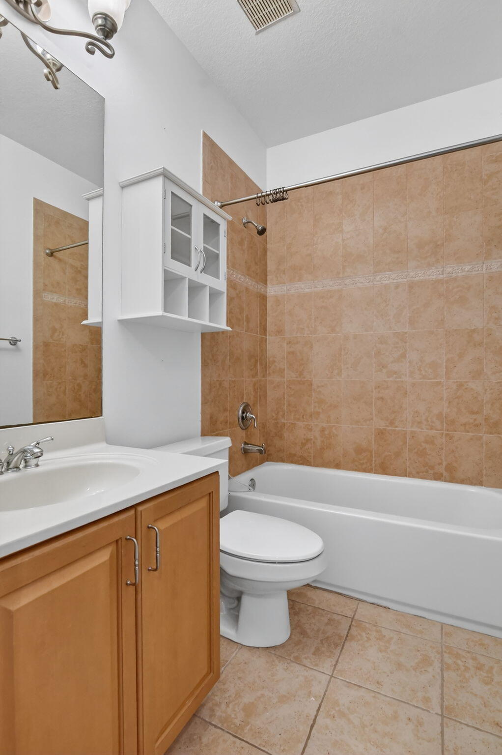 MURANO BAY - Residential