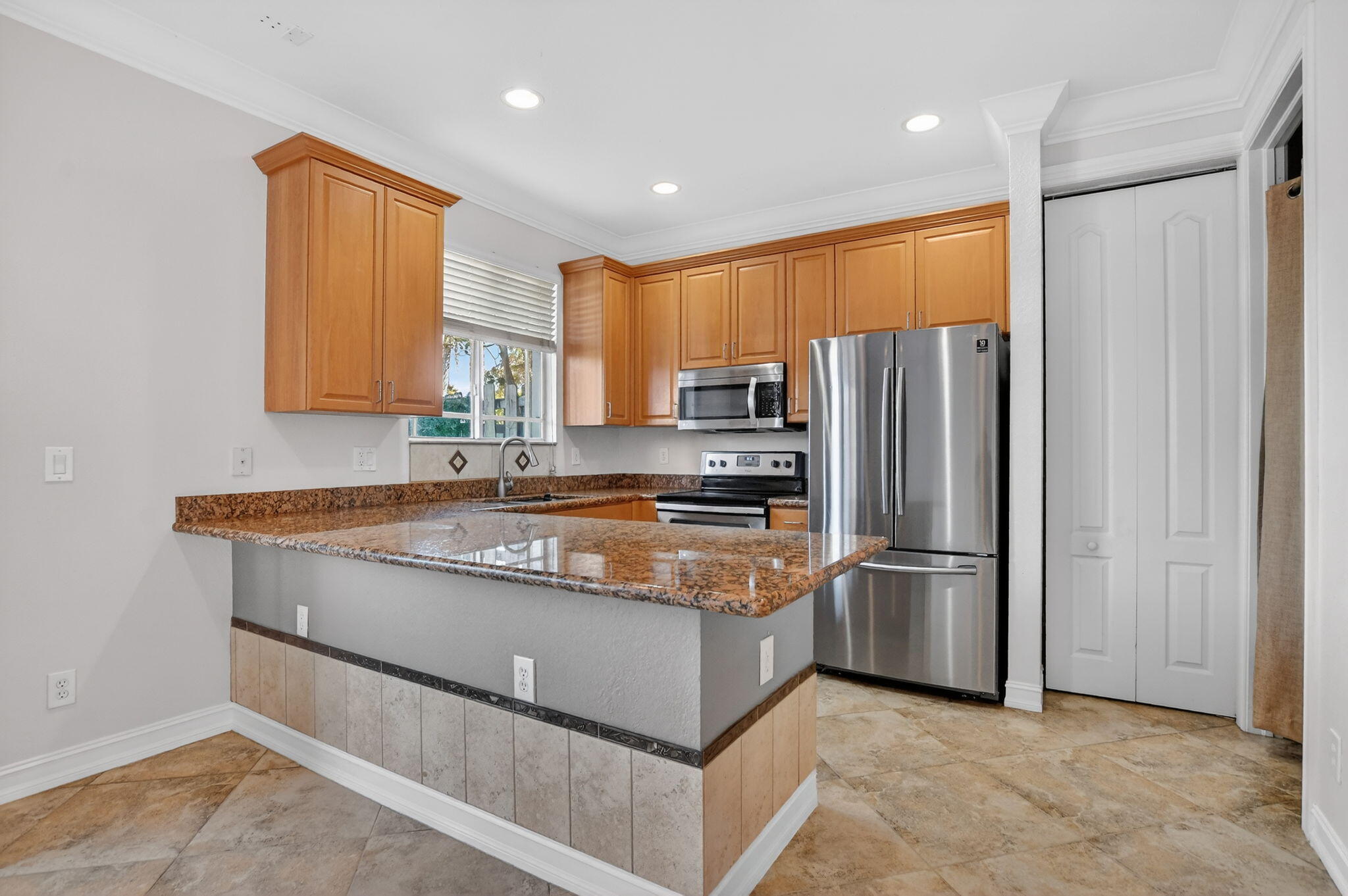 MURANO BAY - Residential