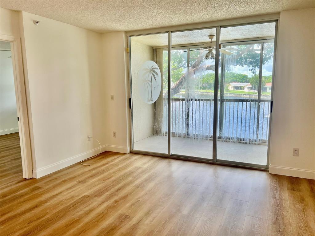 KINGS POINT - Residential Lease