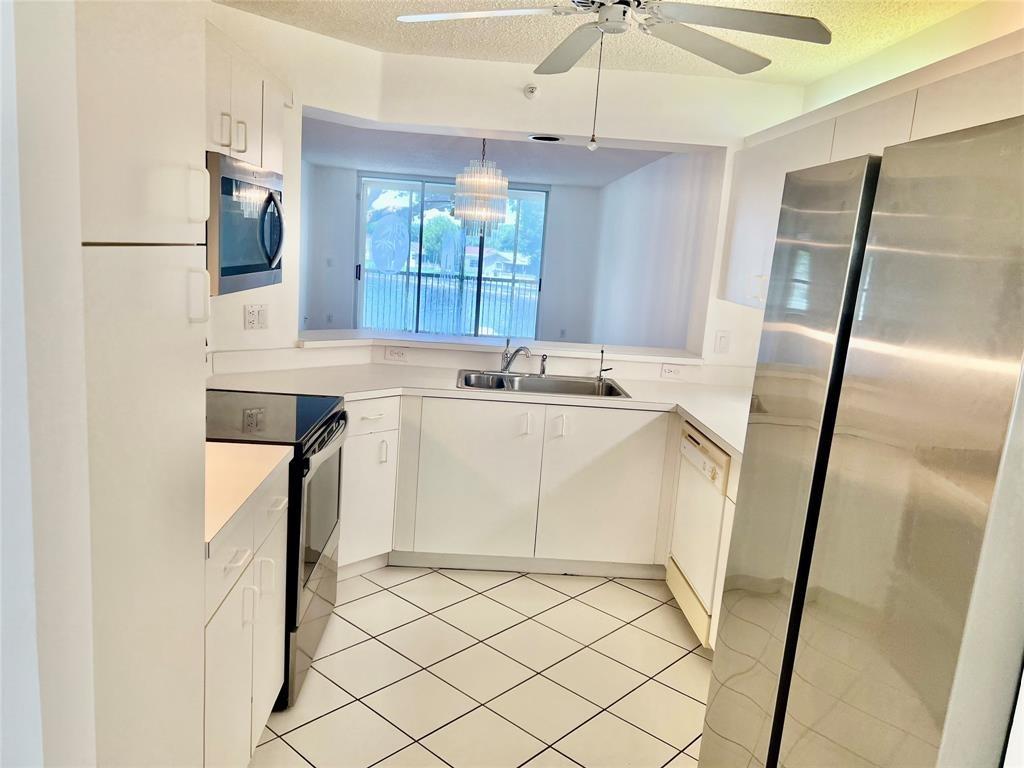 KINGS POINT - Residential Lease