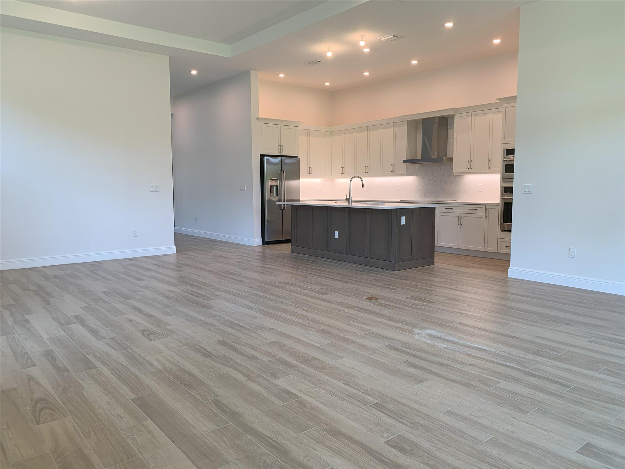 VERANDA ESTATES PHASE 1 - Residential