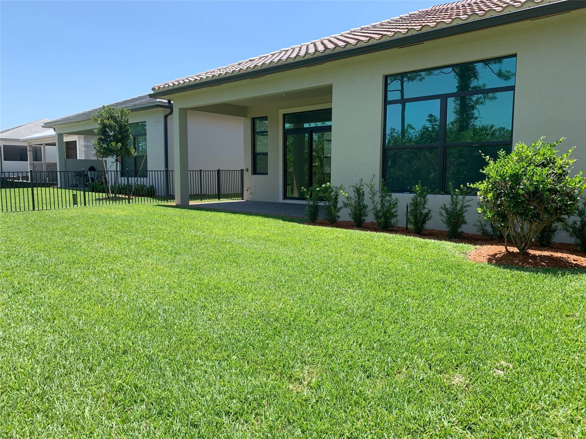 VERANDA ESTATES PHASE 1 - Residential
