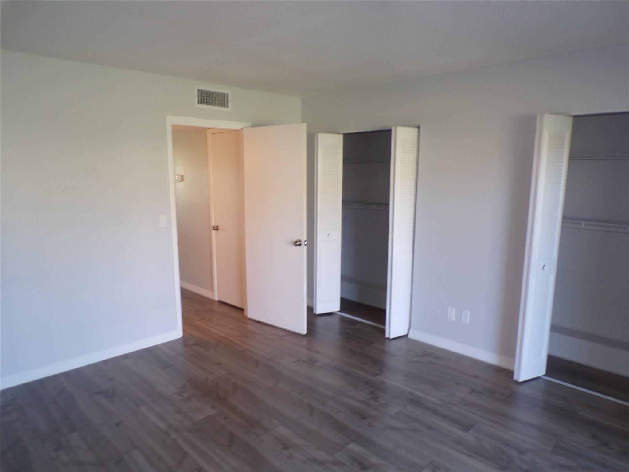 106 Spring Lake Ct 104
