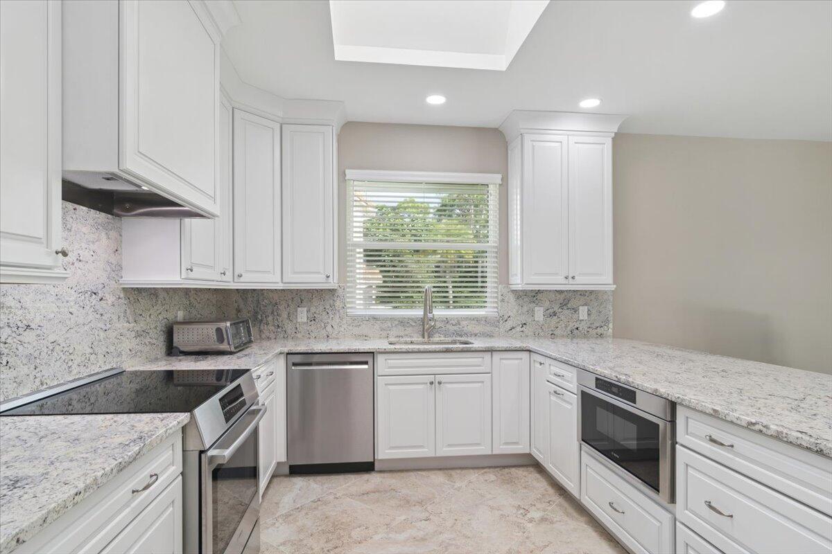 RESERVE CREEK - Residential